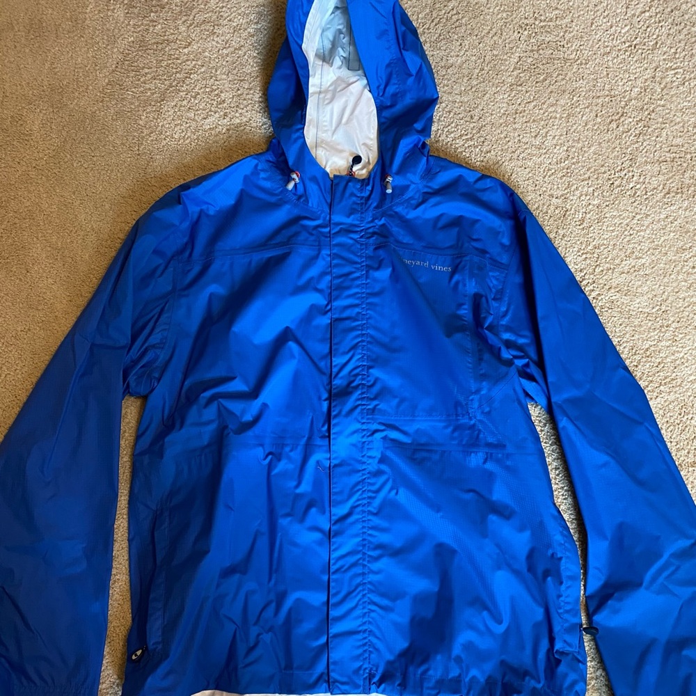 Vineyard Vines rain jacket size L